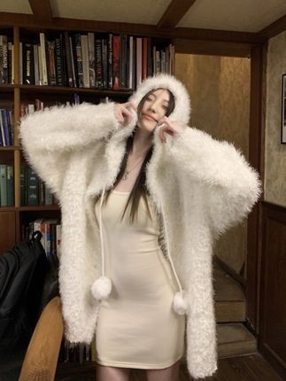 白色慵懒风特种纱连帽毛衣女秋冬中长款宽松大版加厚针织毛衣上衣#保暖不臃肿 #时髦穿搭 #韩系穿搭 #秋冬外套 #毛毛外套