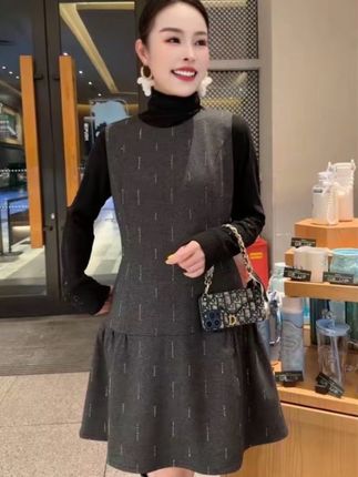 2025秋季新款流星雨设计师名媛气质时尚拼接无袖连衣裙B923#高级感穿搭 #连衣裙分享 #优雅气质 #遮肉显瘦穿搭 #高端大气