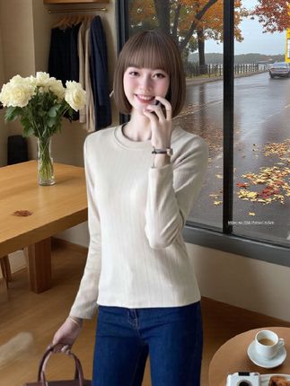 #美搭尽显女神范 #打底衫 #气质女神穿搭 #穿出自己的风格