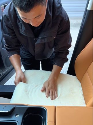 汽车仿兔毛绒坐垫 不掉毛不褪色 无静电防寒保暖底部防滑设计免捆绑久坐不移位#汽车毛绒坐垫 #汽车用品 #冬季汽车坐垫 #车品