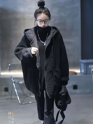 #秋冬穿搭 #潮酷穿搭 #洋气时尚减龄穿搭 #时尚外套 #晒晒我的秋日穿搭 @DOU+上热门