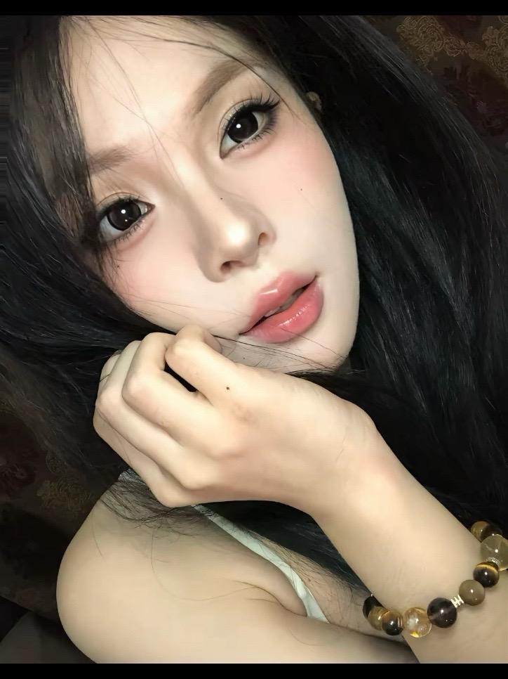 好喜欢这个妆 #烟熏妆 #韩式小烟熏 #变妆前后#化妆#韩妆