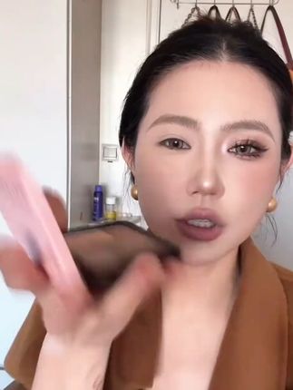 木柯诗新品眼影教程来啦!高级的大地色很显气质很美~#木柯诗眼影 #木柯诗眼影教程 #眼妆教程 #眼影盘推荐 #平价彩妆