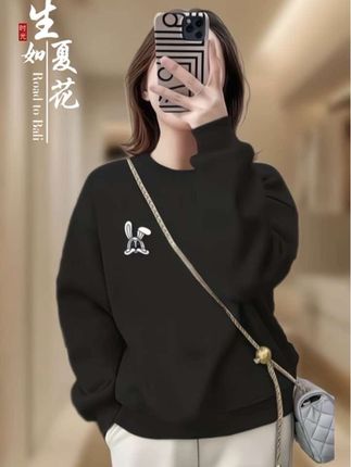 2025新款秋冬季圆领卫衣女时尚减龄爆款加绒加厚欧货洋气宽松上衣#通勤穿搭如何摆脱土气感#早秋穿搭公式来了#早秋不费力显贵穿搭#微胖女生怎么穿出早秋氛围感#初秋一周不重样穿搭