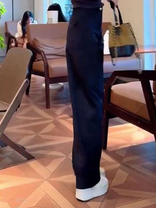 #休闲工装裤 #早秋穿搭 #显瘦裤子 #显高显瘦显腿长