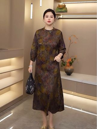 一路繁花新中式连衣裙,新款百搭不褪色老料花萝提花连衣裙,女中长款休闲女#连衣裙直播 #裙子 #早秋显身材平价上衣合集#早秋贵气感穿搭 #气质穿搭 @DOU+小助手