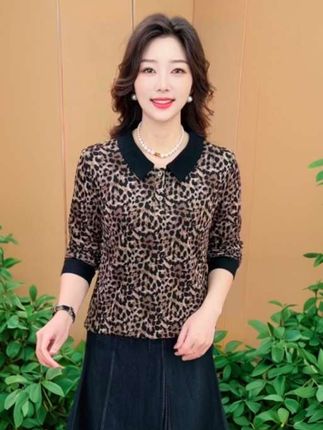 秋季新款时尚翻领豹纹气质妈妈装显瘦洋气百搭休闲长袖上衣#春秋穿搭 #时尚妈妈装 #春秋新款 #妈妈装 #打底衫