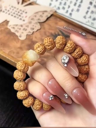 佛手金刚菩提醒狮 佛手金刚菩提醒狮 菩提根渐变单圈文玩手串 男女款通用#手串#佛手金刚菩提#文玩手串#盘串#万物皆可盘