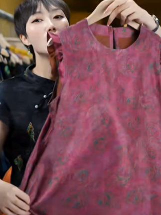 #复古玫红色提花连衣裙#新中式无袖连衣裙 #面料柔软舒适 #时尚妈妈装 #气质穿搭