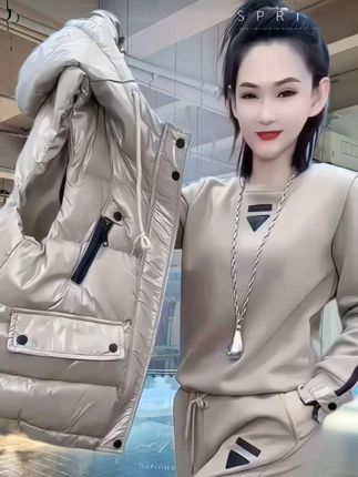 #秋冬加绒加厚 #卫衣三件套 #休闲减龄穿搭 #大码女装 #外套穿搭