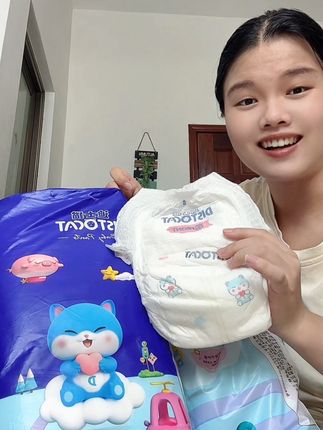 真的没想到几毛钱一片品质居然这么好!没试过的妈妈一定要给娃体验一下,又薄又软还能吸,真的一穿一个不吱声!#萌娃必备屁粮 #超薄纸尿裤 #尿不湿推荐 #母婴好物 #拉拉裤