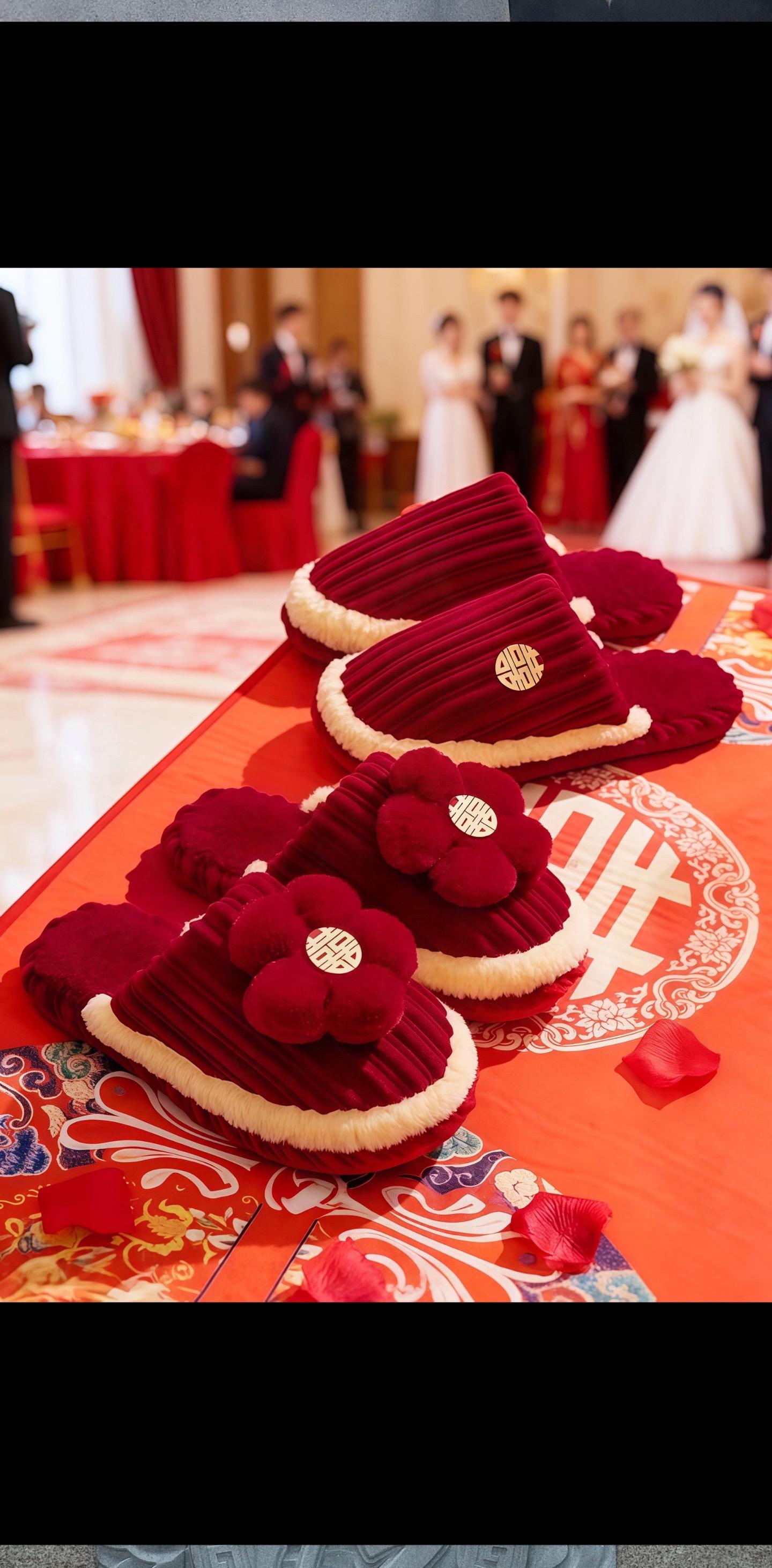 #结婚祝福语送新人 #结婚 #红色系 @抖音Dou+上热门 #婚鞋 #备婚日记