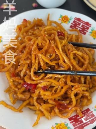 太香啦!根根入味香辣爽脆的#木瓜丝,主要价格太划算了,没胃口时候就靠它,下稀饭拌面都极好#下饭菜#下饭神器 #懒人必备 #解馋