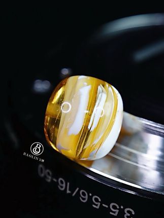 金漆白拉丝~~溶洞~ #文玩饰品 #高质量文玩 #天然琥珀蜜蜡 #文玩人的生活 #高级珠宝