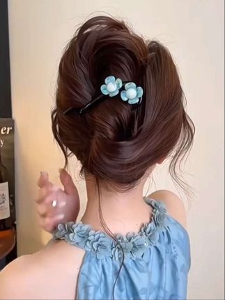 韩系高端花朵一字抓夹女高级感扭扭发夹后脑勺复古鲨鱼夹头饰简约#简单好看发型 #美出高级感 #盘发教程 #扭扭一字夹 #扭扭夹盘发器