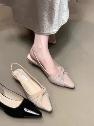 优雅纯色尖头配裙子包头凉鞋女2025后绊带单鞋气质名媛风#夏季凉鞋 #时尚高跟鞋 #百搭鞋子 #凉拖鞋