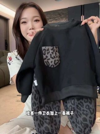 亲子套装简直帅爆了!日常外出的时候穿简直不要太合适,太酷啦#潮童穿搭 #高品质童装#男童穿搭 #早秋穿搭 #抖in潮童新势力