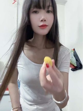 下班了,太饿,炒一碗辣椒🌶️吃吧#随意拍