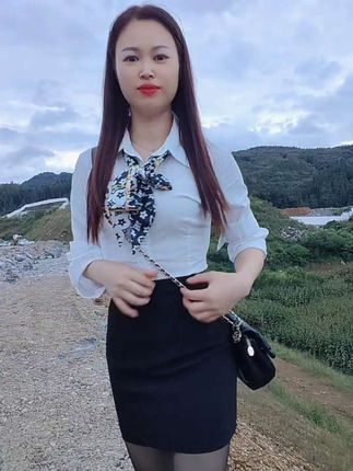 一直犯错的人没有错,一直原谅的人才有病。特别现实的一句话,要是你什么都能原谅,那么你经历的,全都是活该。#云朵