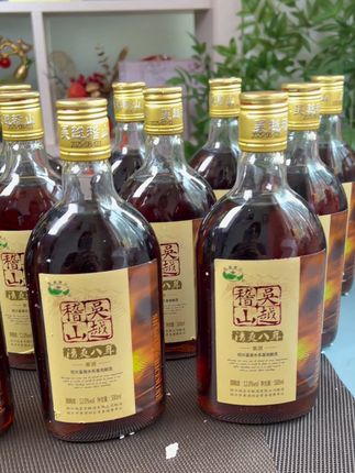 绍兴清爽八年陈酿老黄酒,中秋节厂家福利,一箱12瓶只要89元,送人送礼或是自饮都特合适!#好喝不贵 #好酒推荐 #纯粮酿造 #黄酒 #送礼佳品