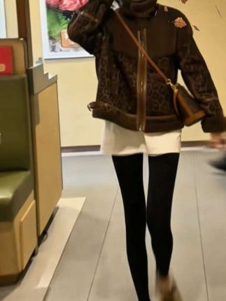 韩版拼接机车服毛毛立领皮毛一体外套#宽松版型 #洋气减龄 #保暖又好看