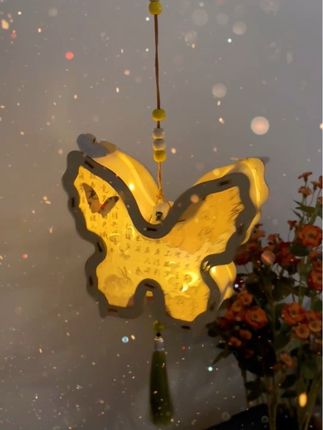 亲爱的好朋友 中秋我也会收到你亲手做的蝴蝶小灯笼的 对吧#手工diy #diy手工制作 #中秋#在抖音入手的好东西