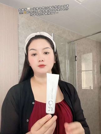 #自用好物分享 平时奶茶咖啡不离手,总感觉牙齿刷不干净的你就去用这个#原装进口 #RO备长炭牙膏 #牙膏推荐 #好物推荐