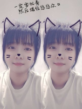 夏天不想吃饭的时候,可以试试这道凉拌海带丝,爽口又简单。我用的是这种压缩海带丝,小小的一片就能泡出一大碗,真的很划算!水开放入压缩海带丝,煮开后捞出放入盘里,再加入屏幕上的调料,最后浇上热油激发出香味,搅拌均匀就可以开吃了,真的太美味了!#好物推荐🔥 #海带丝 #看过来 #食谱分享