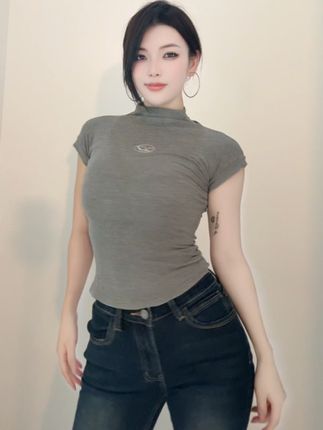 可惜你不听半点心,更不懂姐姐的❤️#半点心dj #慢摇 #牛仔裤
