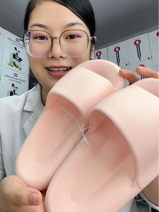 加厚软底不累脚不臭脚的软底凉拖鞋,踩屎感无异味#拖鞋 #凉拖鞋 #踩屎感拖鞋 #踩屎感拖鞋推荐 #浴室拖鞋