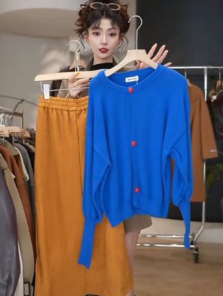 秋季穿搭女一整套装2025新款时尚气质高级感针织开衫半身裙两件套#气质穿搭 #时尚穿搭 #高级感穿搭