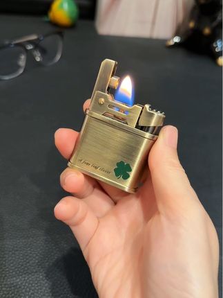 机械一键弹射点火复古煤油打火机#打火机#煤油打火机 #高档大气上档次