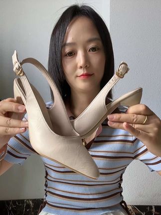 这个价格能薅到一双这么好看又白搭的高跟鞋,真的是太值了.姐妹们趁现在有活动,赶紧来抢吧#高跟鞋 #好物分享 #自穿款分享