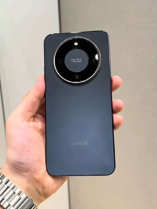 华为荣耀X70续航太强了!8300毫安青海湖电池80w快充80w无线超级快充!#荣耀X70 #荣耀手机 #性价比 #续航长