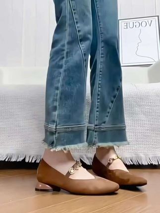 小方头金币链条玛丽珍鞋女2025夏新款舒适百搭粗低跟浅口复古单鞋#清纯甜美 #洋气减龄 #好穿不累脚 #优雅气质 #女人味十足