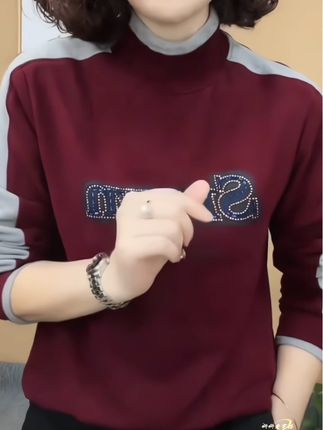 #谁穿谁好看系列 #内搭外穿都好看 #秋季日常实用穿搭思路分享 #时尚休闲穿搭 #百搭上衣