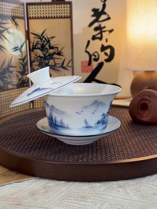 八宝茶特大号三才盖碗茶杯悬停宁夏兰州银川三泡台家用陶瓷大茶碗#八宝茶盖碗 #大盖碗 #悬停盖碗 #茶器之美 #三泡台盖碗茶