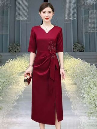 #话题热门榜 妈妈装结婚礼服连衣裙,婚庆改良优雅喜婆婆婚宴晚装礼服A字裙#优雅气质 #洋气减龄 #婚礼妈妈礼服 #连衣裙