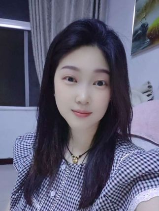 82年的狗大半生已过,愿苦尽甘 来的我们余生平安健康,越来越 好.....#80后 #82年的狗