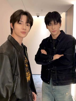 有了MOA 我不再一个人,从午夜到清晨~ #孤身摇 #爱豆本土挑战  #TXT #崔秀彬 #崔杋圭