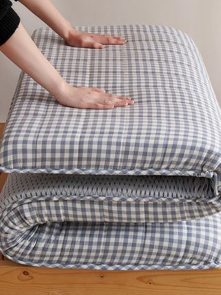 #床上用品 #折叠床垫#学生宿舍床垫#学生床垫#床垫