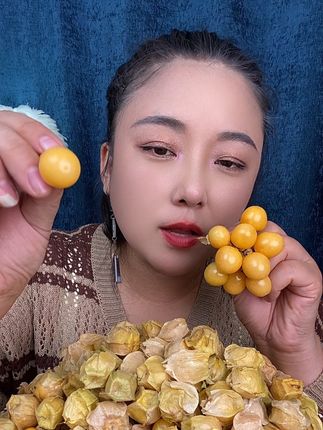 菇娘果VS哥伦比亚龙珠果嘻嘻#强烈推荐 #吃货 #美食