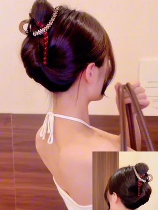 #头饰发饰 #抓夹用法 #抓夹 #鲨鱼夹#手残党也能学会的发型