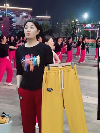 #窄版直筒裤 2025秋新款运动健身修身裤子棉窄版直筒裤#显高显瘦显腿长 #百搭裤子#洋气减龄#高级感穿搭