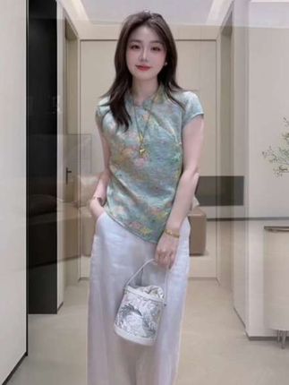 #高级感穿搭 #气质女神穿搭 #穿出自己的风格 #品质女装 #套装两件套