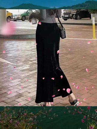 #金丝绒半身裙 #丝绒长裙 #高腰中长款半身裙 #显瘦长裙 #后开叉半身裙