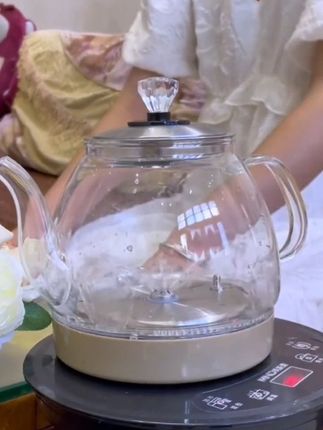 自动上水电热水壶,一键上水,一键烧开水#烧水壶#电热水壶#方便又实用 #多喝热水 #生活好帮手