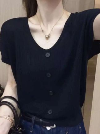 #胖mm夏季穿搭 #冰丝针织衫推荐 #大码女装显瘦秘籍 #遮肚子上衣爆款#宽松T恤女夏季必备