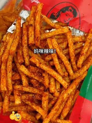 【童年零食】香铛铛辣条手撕牛肉味麻酒鬼辣条8090怀旧童年回忆味道#美食#小零食#追剧神器#好吃的零食推荐