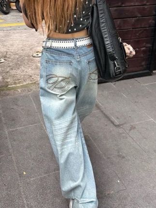 【现货+运费险】复古刺绣牛仔裤女新款设计感宽松高腰直筒阔腿裤#牛仔裤 #牛仔裤穿搭 #牛仔控 #梨形身材穿搭 #今日穿搭